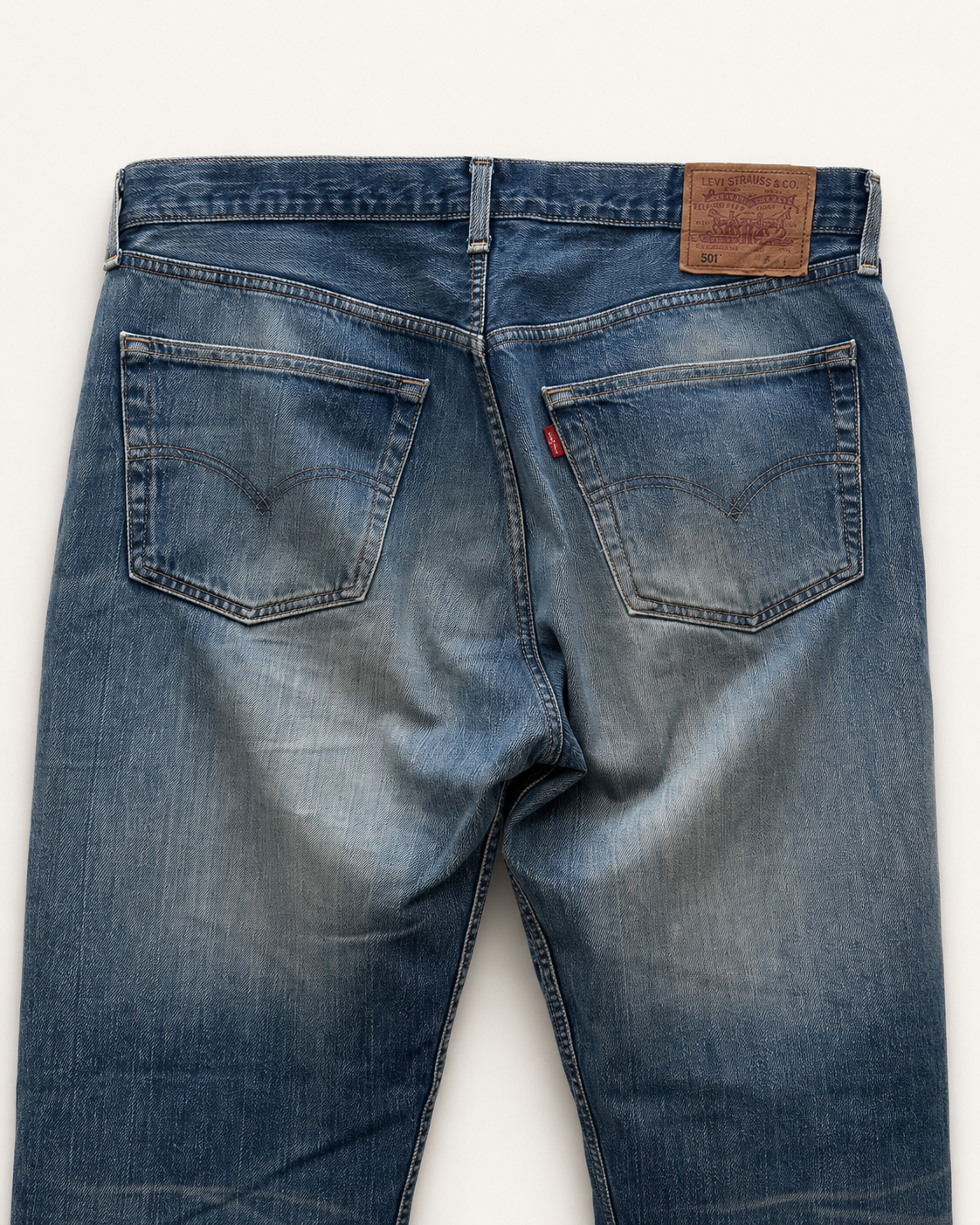 Vintage Levi's 501 | Mid Wash | W38 L36